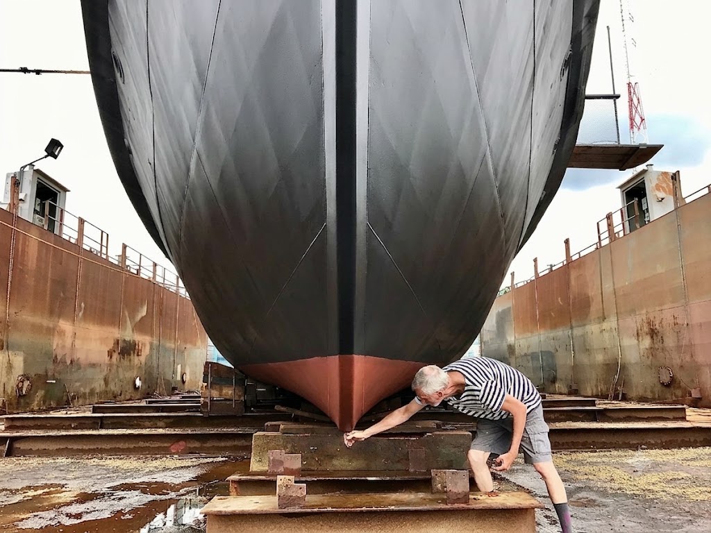 Bateau après entretien - à remplacer